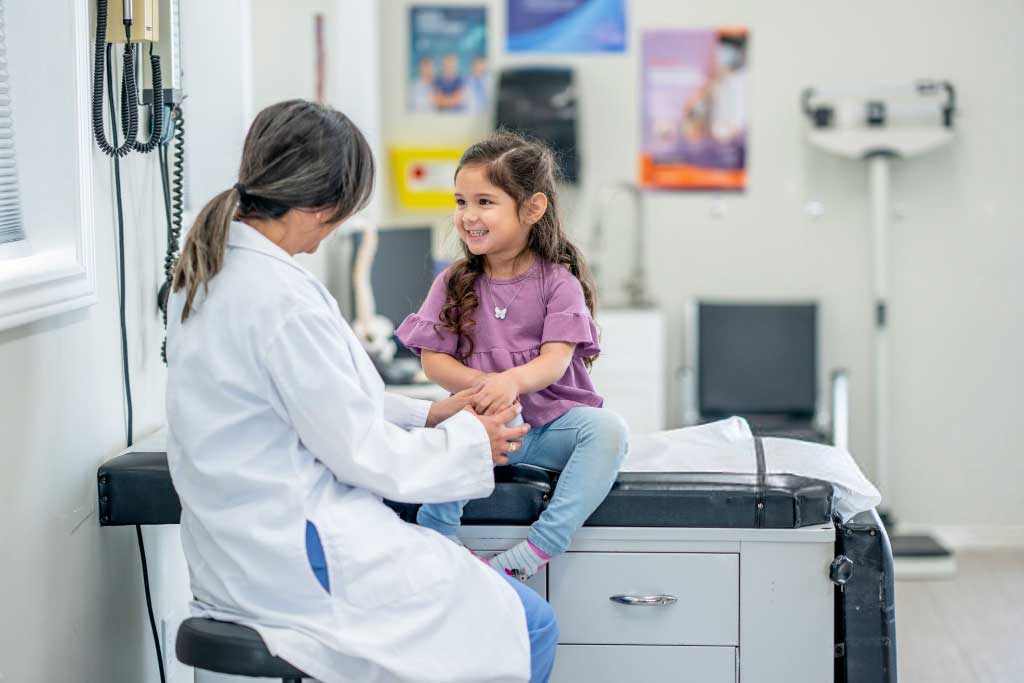 gastroenterología infanto juvenil Centro de Especialidades Médicas Cumbres del Santuario